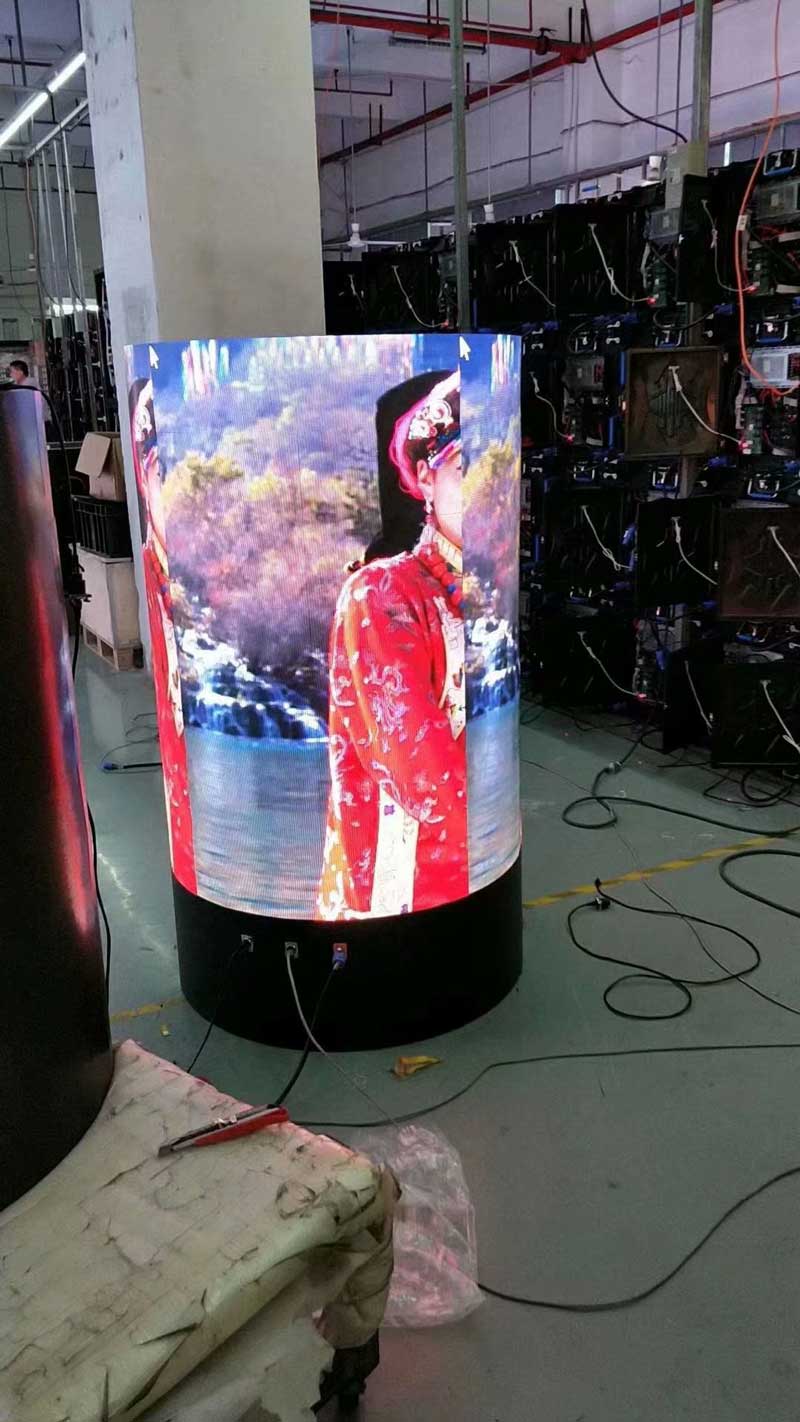 圓柱型<a href=http://www.sxlxth.cn target=_blank class=infotextkey>led顯示屏</a>
