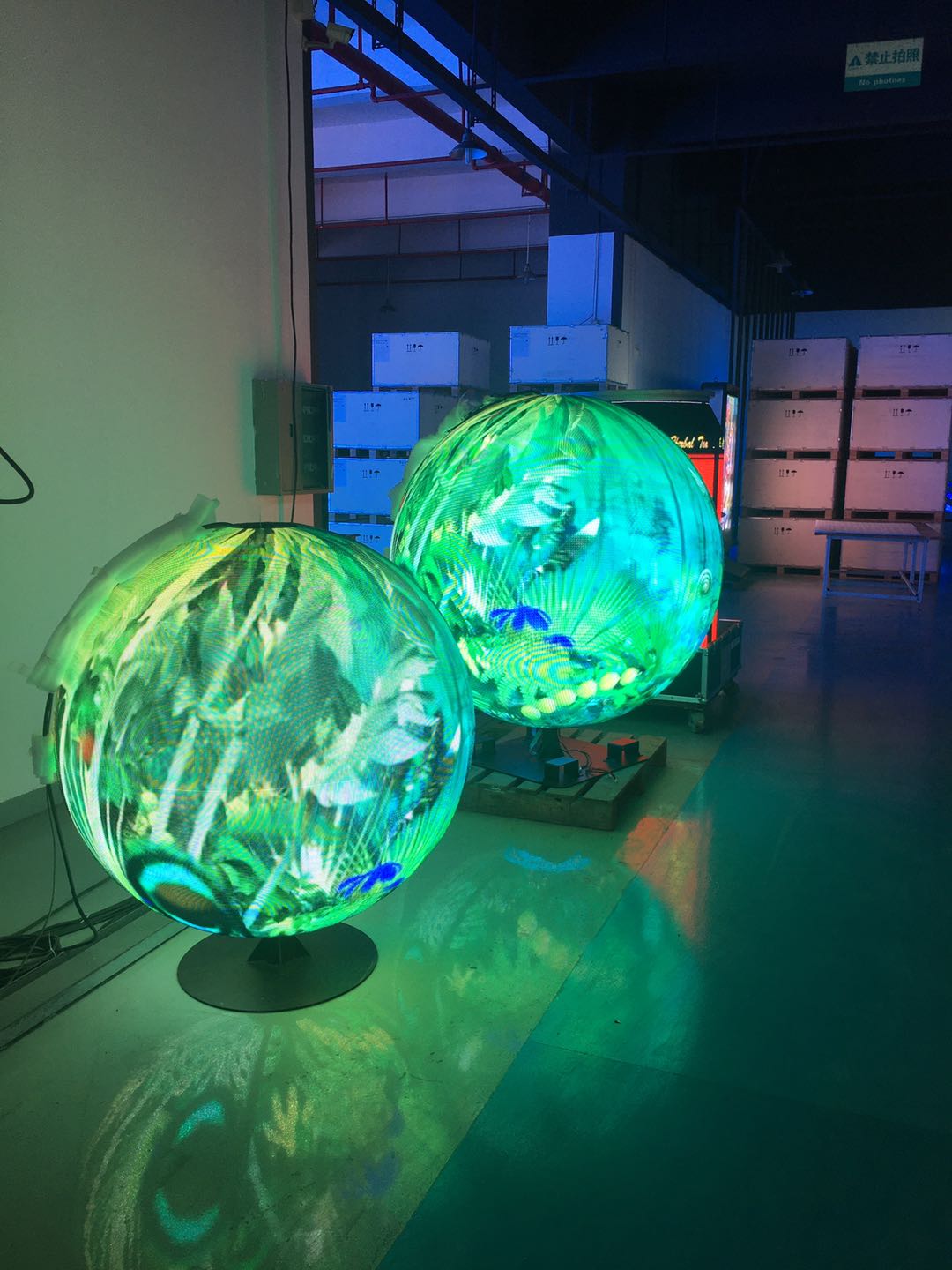 地球型室內<a href=http://www.sxlxth.cn target=_blank class=infotextkey>led屏</a>
